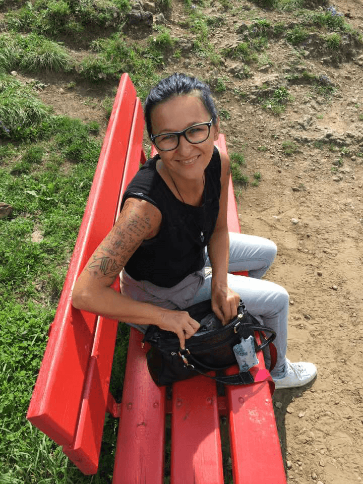 Click to view full size Hier sehr Ihr Victoria die Dorfschlampe, die wirklich jedem Ihre scheide zeigt. z wichsen weltweit