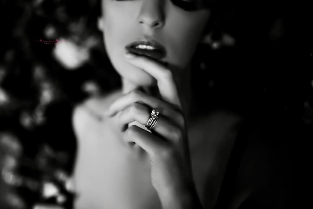 Click to view full size Short blonde hair pierced tit boudoir