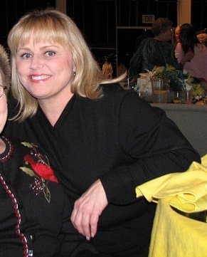 Click to view full size Buddies mom. Love her name to be famous! Comment below if you find it. Comment share like post!