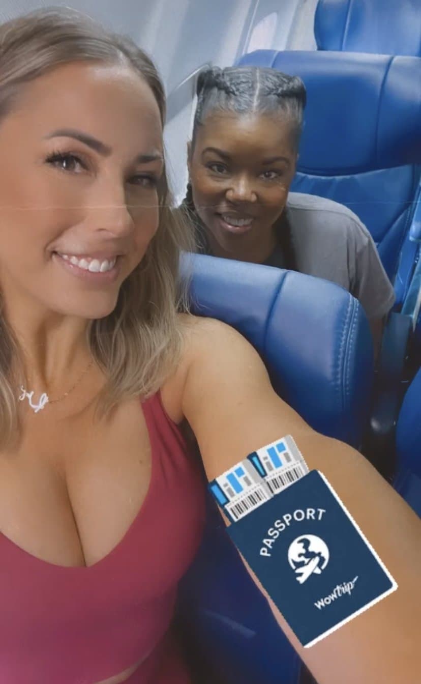 Click to view full size Texas TikTok milf Robyn fields