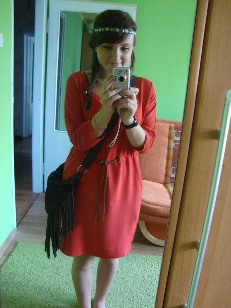 Click to view full size Make her Famous - Roxy - Cheating Slut Girlfriend