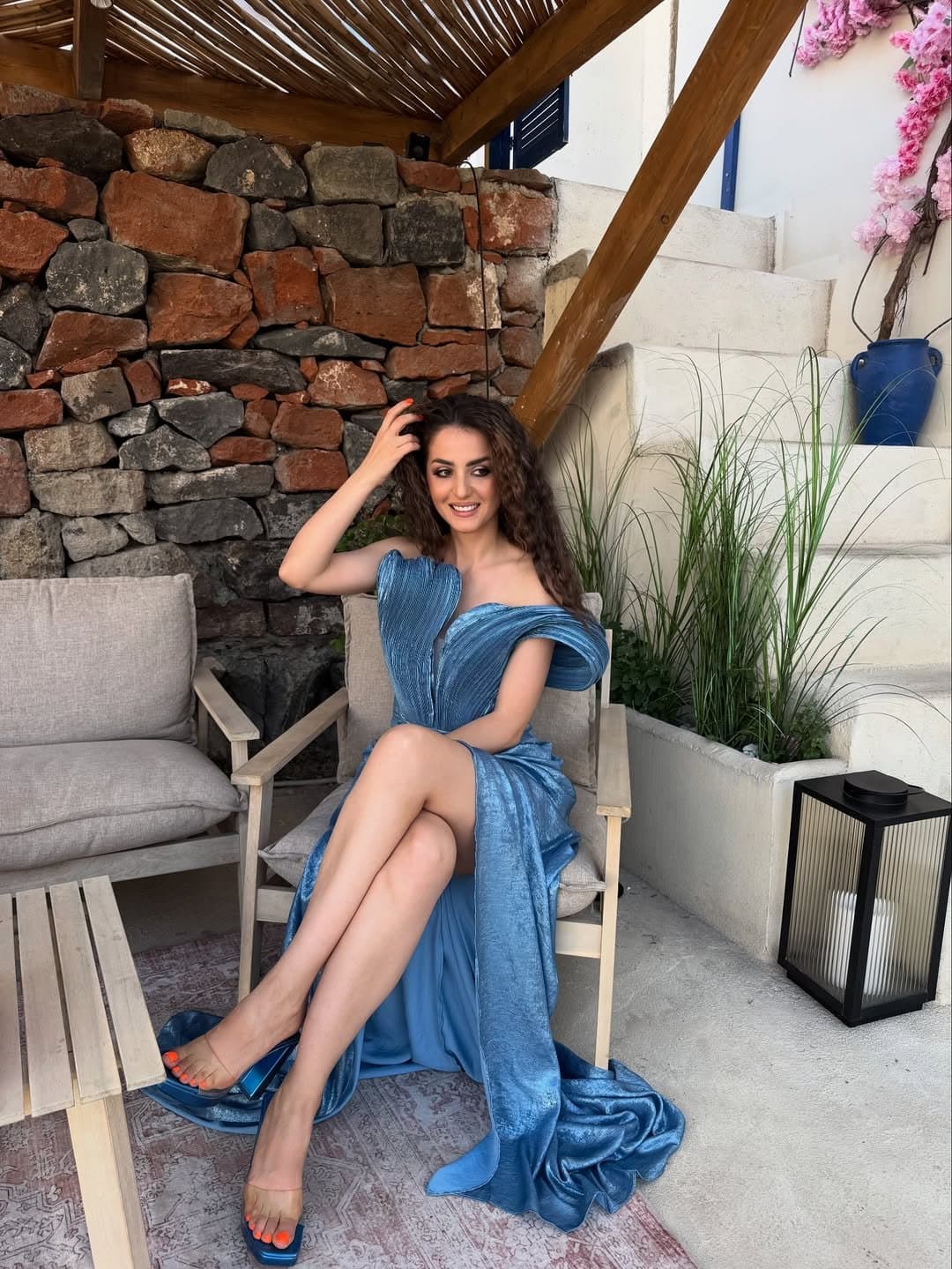 Click to view full size Armenian insta influencer I would like to fuck 24/7