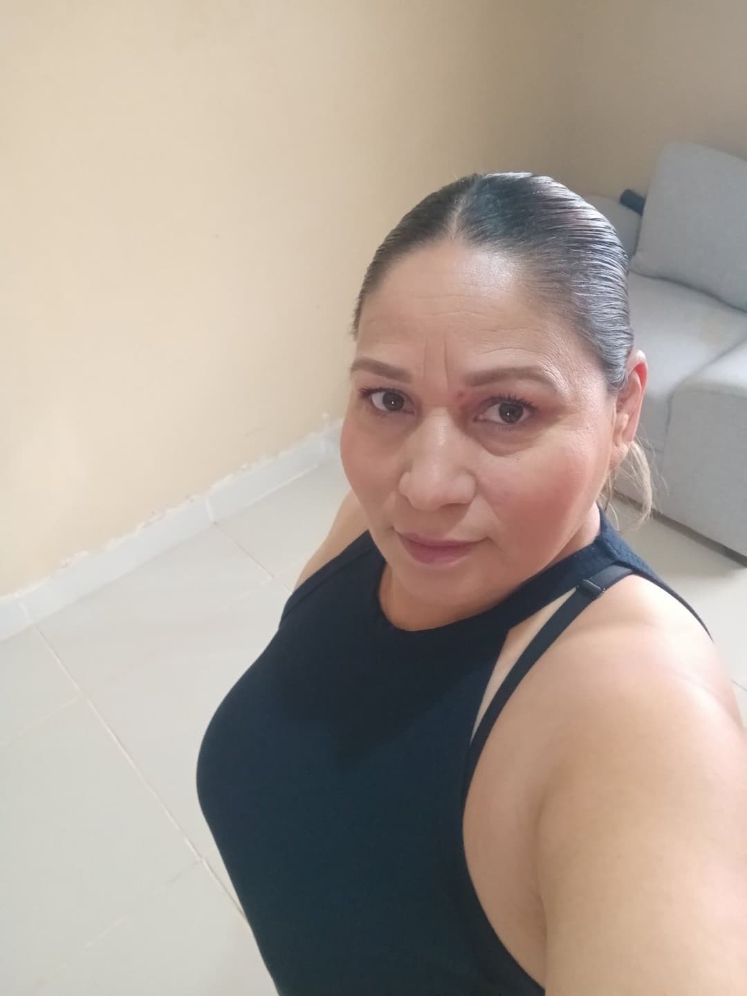 Click to view full size Latina Wife shared with BBC