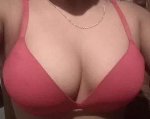 Click to view full size Cinthya RM linda morra morena tetona