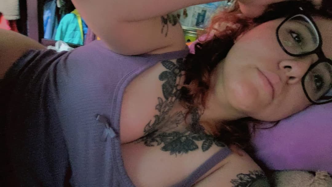 Click to view full size Puti esposa