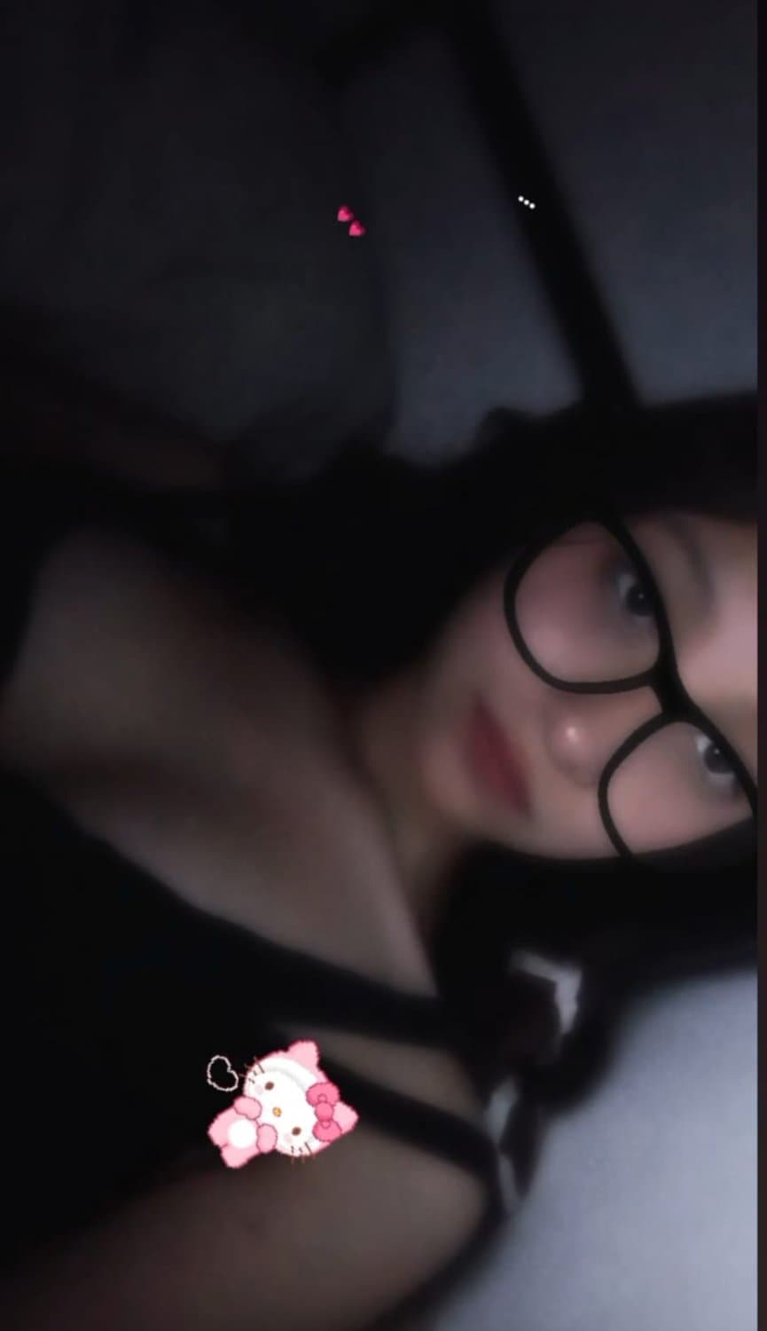 Click to view full size Puta colegiala pendejita adicta al semen