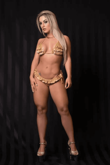 Click to view full size Loira gostosa estilo Barbie fudendo gostoso