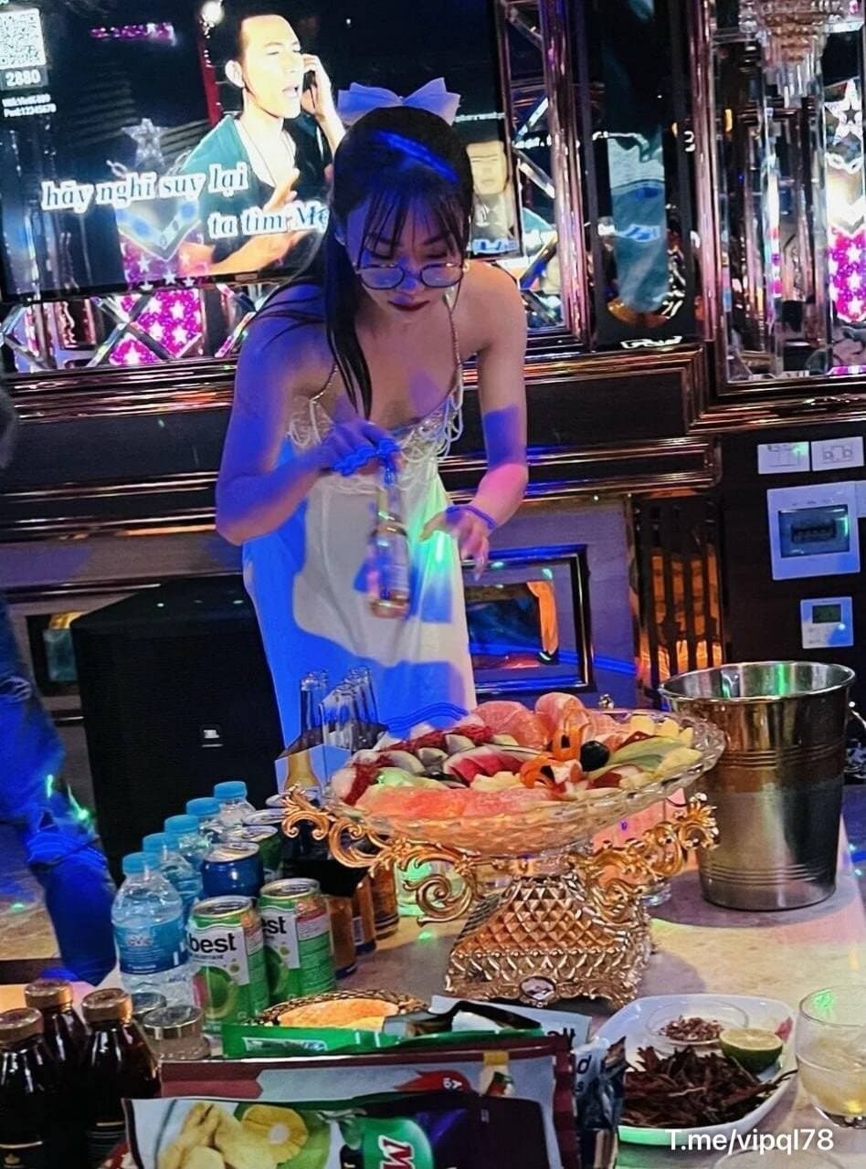 Click to view full size karaoke vietnam