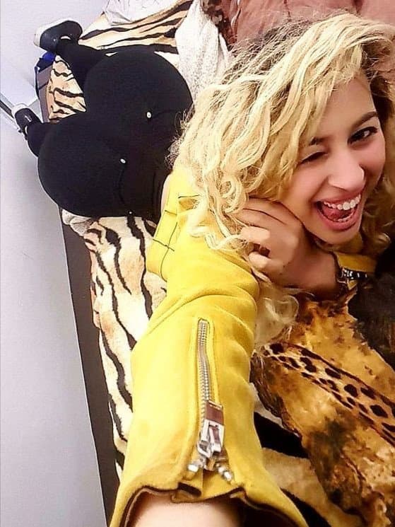 Click to view full size Heart Shaped Big Phat Ass ❤️