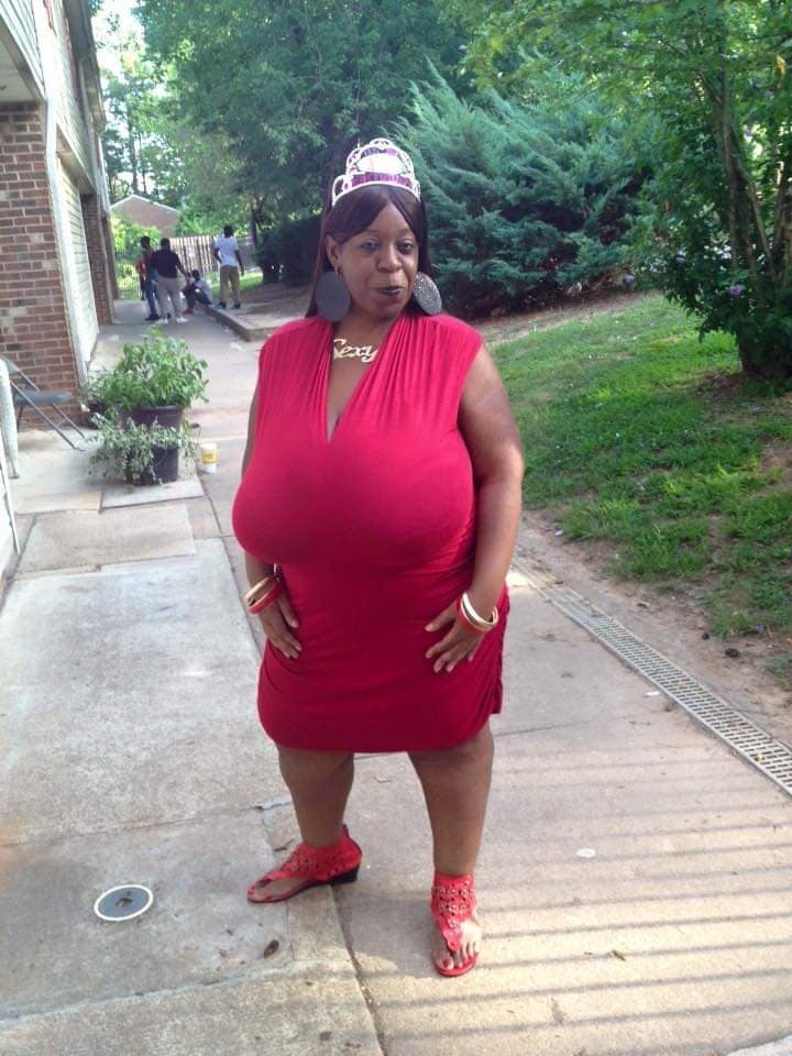 Click to view full size Jumbo Titty Ebony Bbw Milf That Only Bring That Project Pussy To The Table I Would Not Pull Out 58