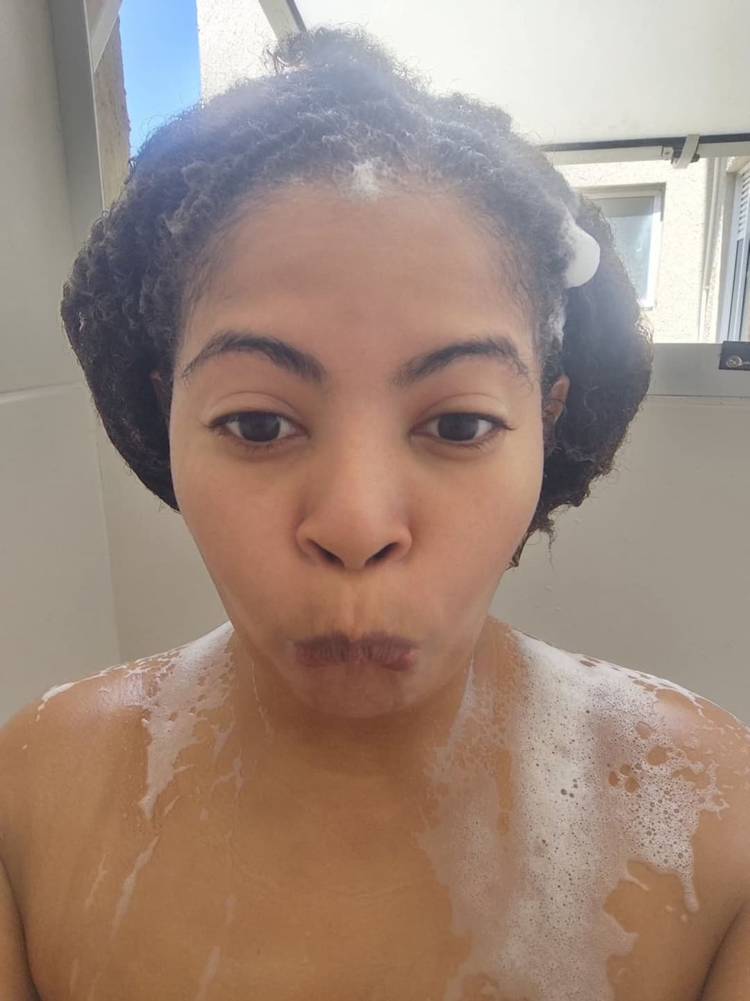 Click to view full size Gordinha tarada e safada