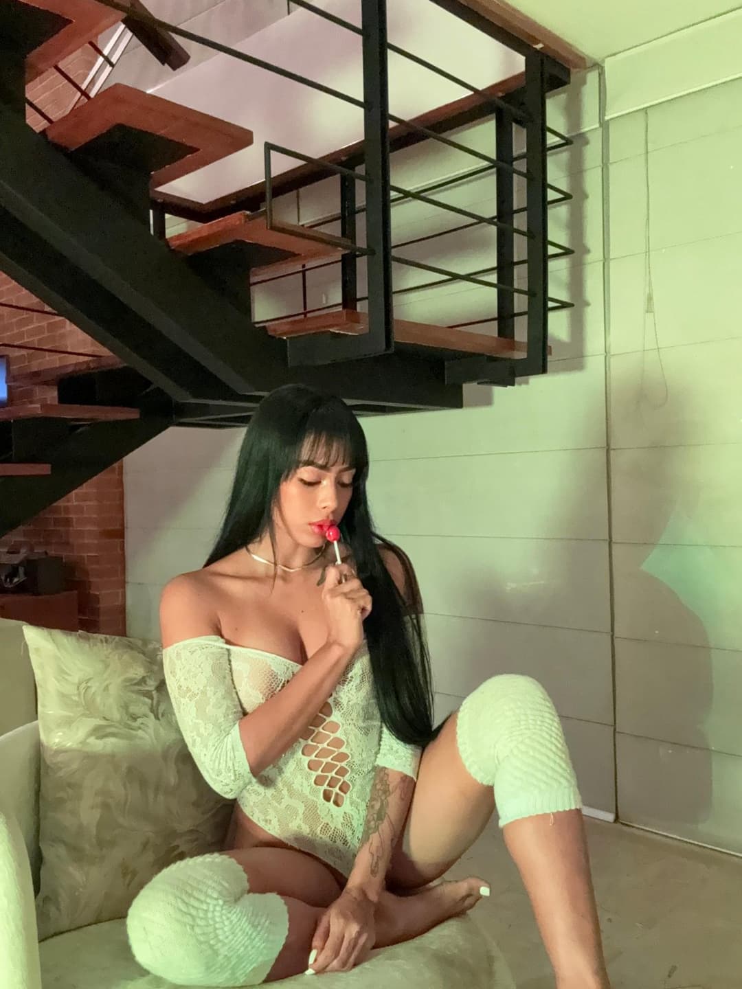 Click to view full size Zoe Flame