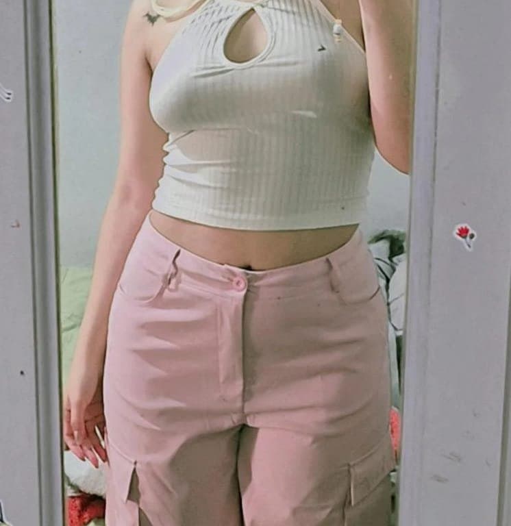 Click to view full size Lindas17??