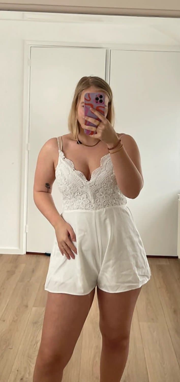 Click to view full size Who wanne wank with me to my cousin noa big juice boobs DM ME