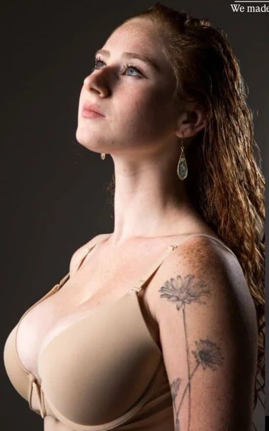 Click to view full size Sofie 21