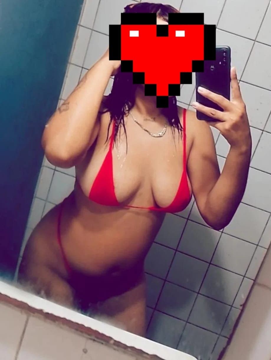 Click to view full size Lindas17??