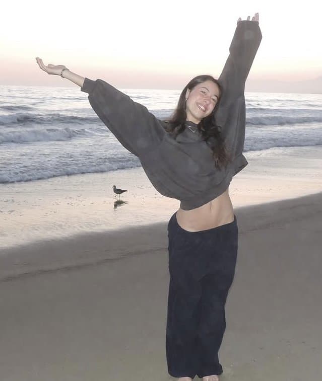 Click to view full size my slutty teen irl. she deserves to have her tight holes filled