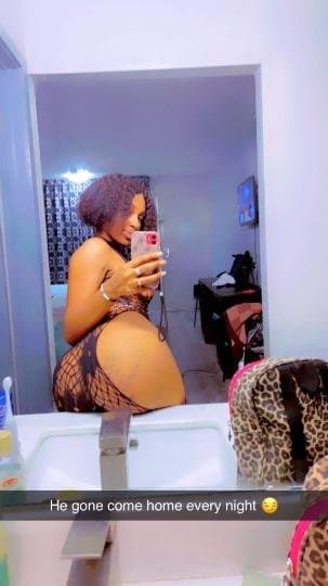 Click to view full size Milf who likes butt plugs and ass smacking