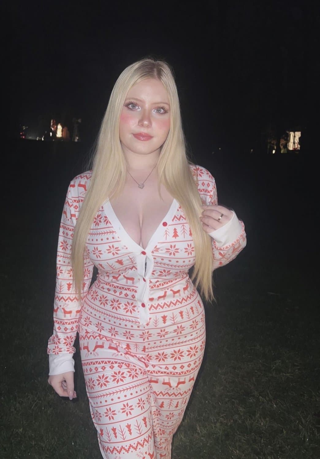 Click to view full size Barely Legal Teen Sadie