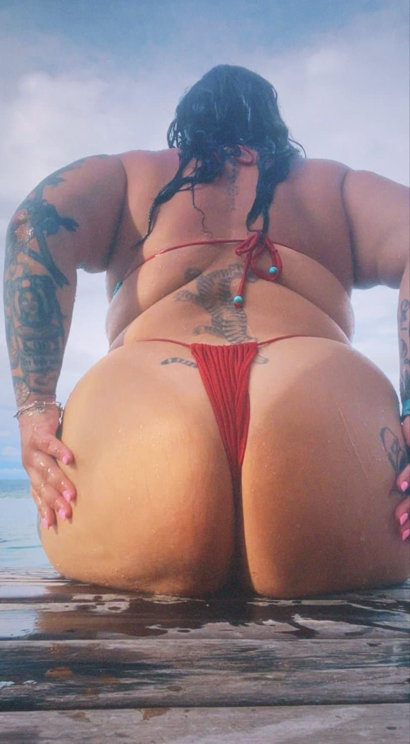 Click to view full size Fat Islander Slut from New Zealand