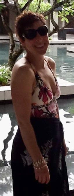 Click to view full size Sexy, horny, naughty Mormon milf in swimsuits and her birthday suit!!