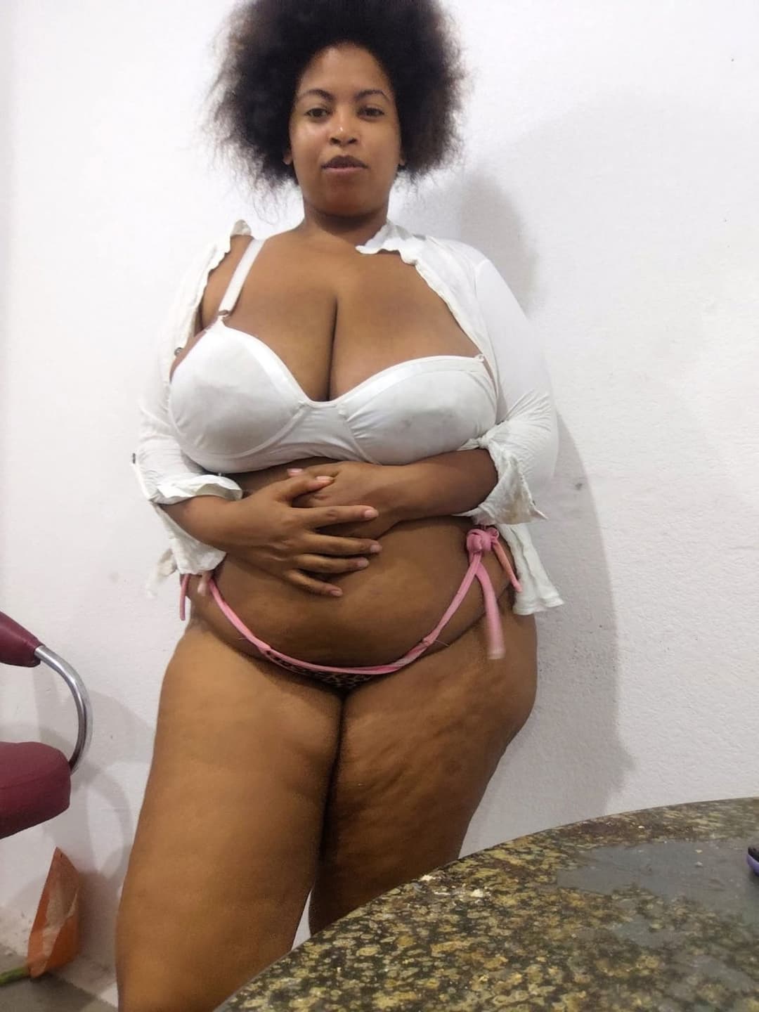 Click to view full size Gordinha tarada e safada