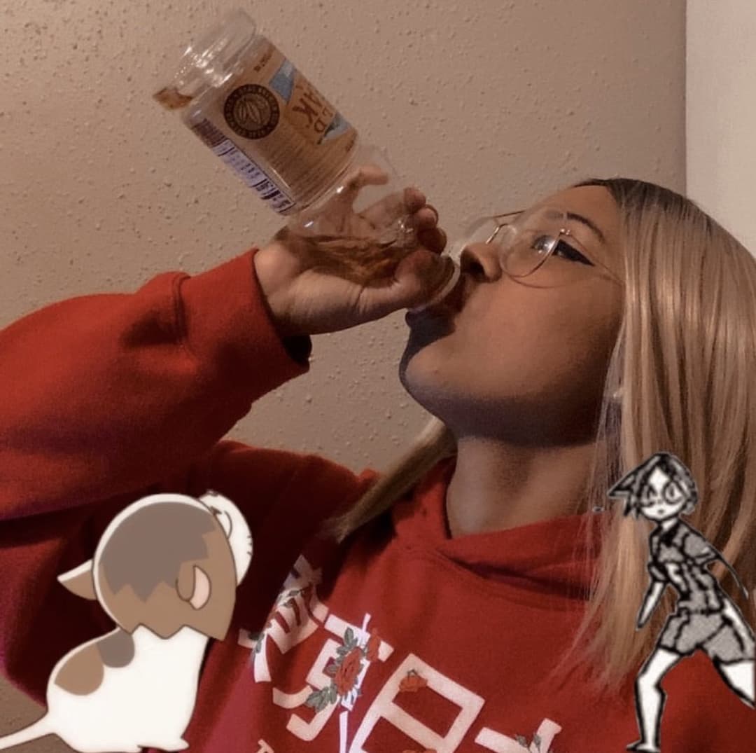 Click to view full size Ex coworker .. shes a lil freak who has a breeding kink