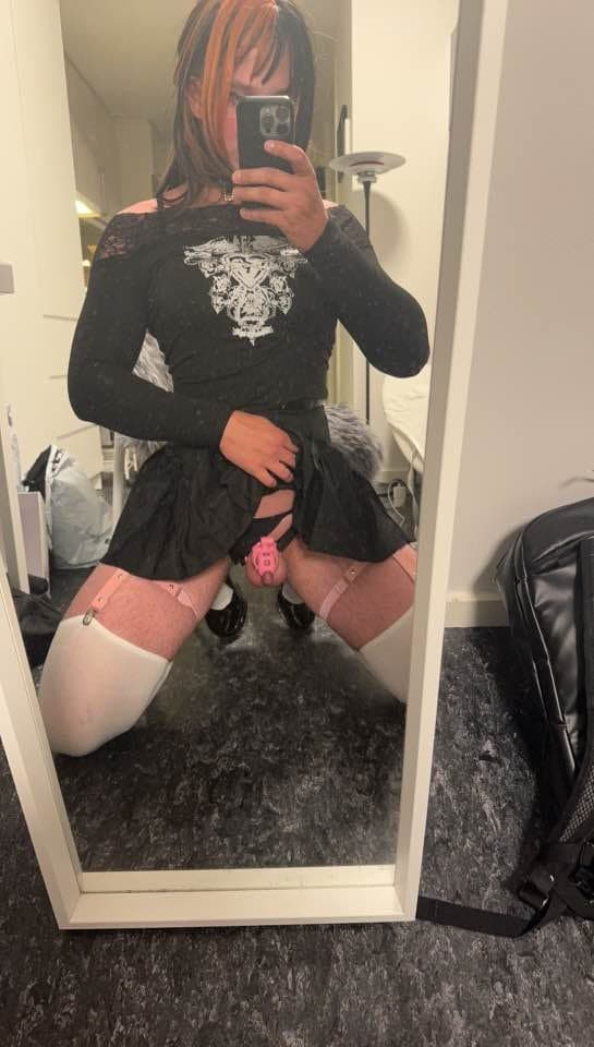 Click to view full size this dumb sissy loser actually came back for seconds. cute how fast fags lose their masculinity.