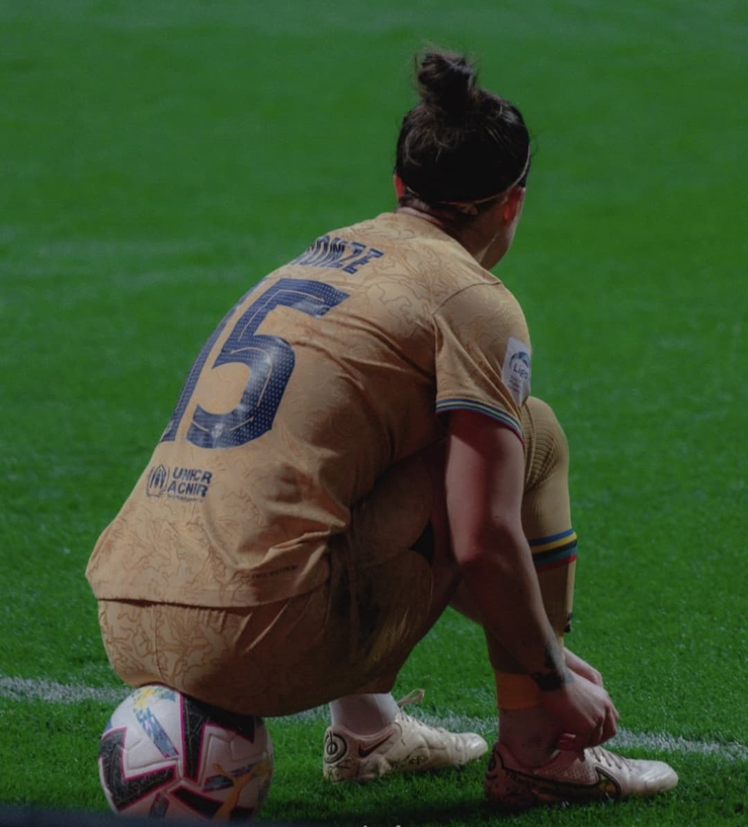 Click to view full size Lucy Bronze