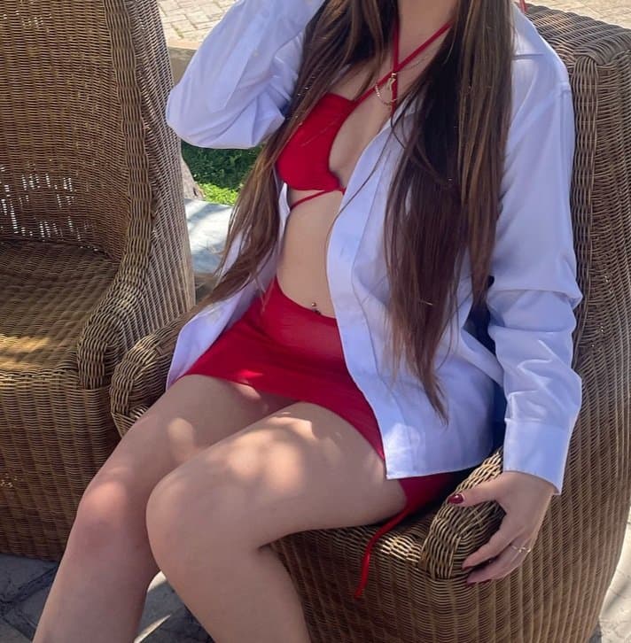 Click to view full size Lindas19??