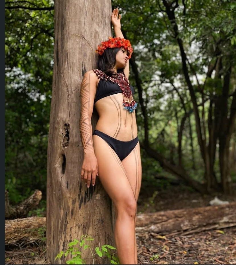 Click to view full size Mestiça safada