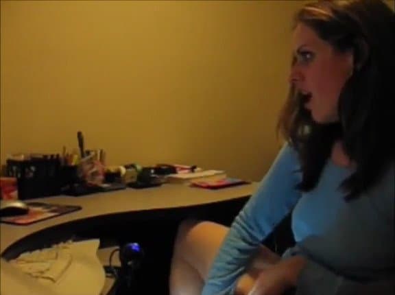 Click to view full size GF No Longer Shy About Being a Camslut, Shares Passionate Orgasm With a Stranger