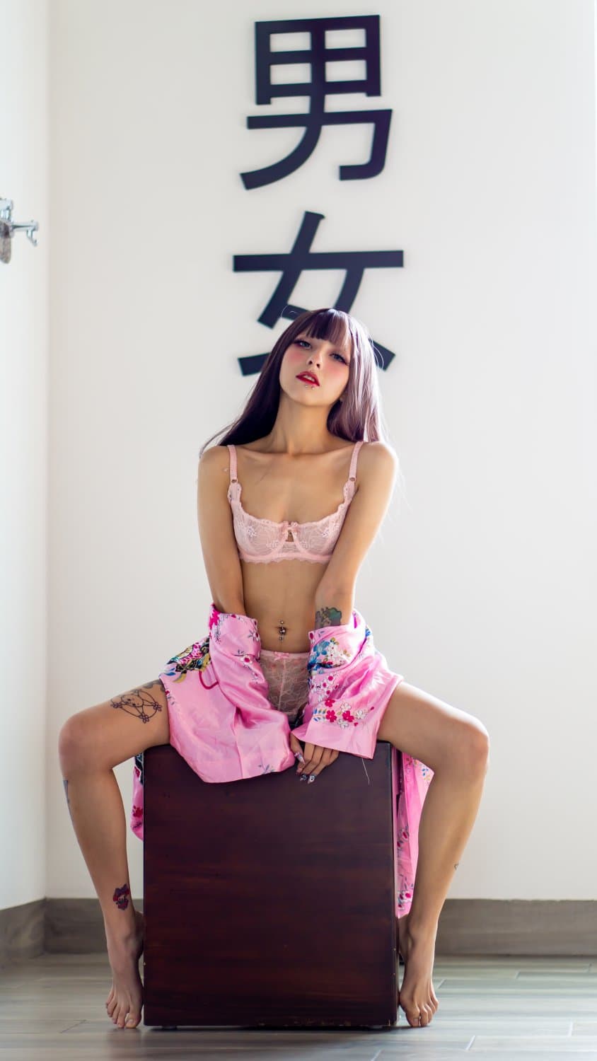 Click to view full size kimono