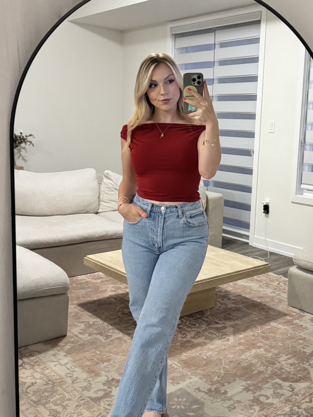 Click to view full size Imagine how good it would feel to ejaculate a thick load of jizz on this busty pawg whores face