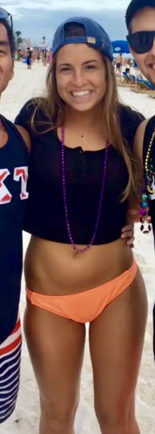 Click to view full size Girlfriend Kelsey. Pics and Nudes. Would You Pull Out? Thoughts?