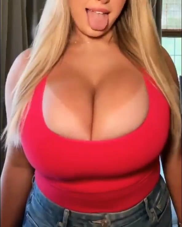 Click to view full size Bouncy Hon3y Babe