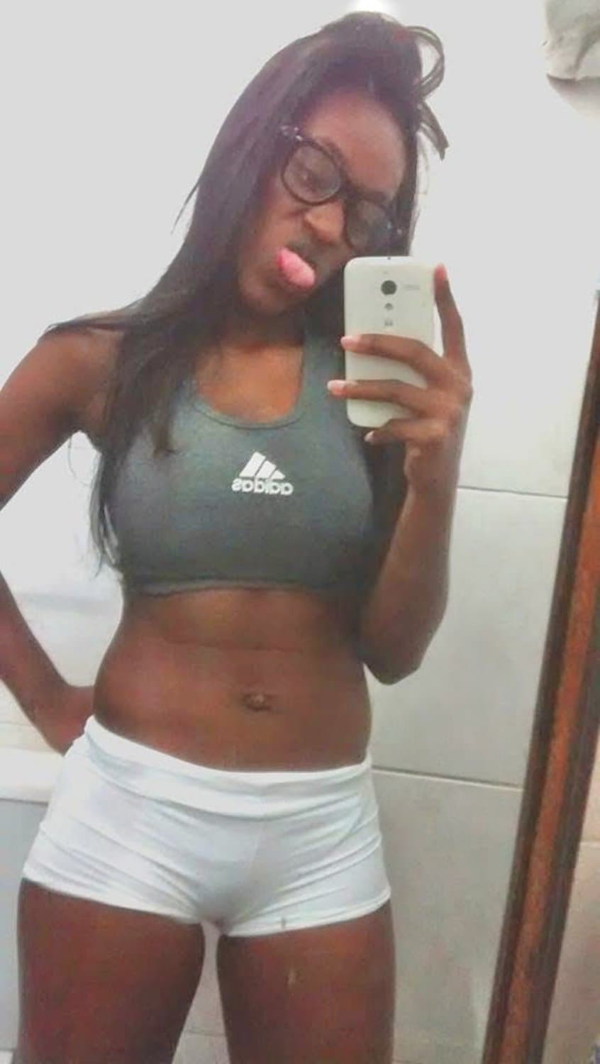 Click to view full size MINHA PUTA - Mona - Oque fariam com essa puta favelada ??? ???