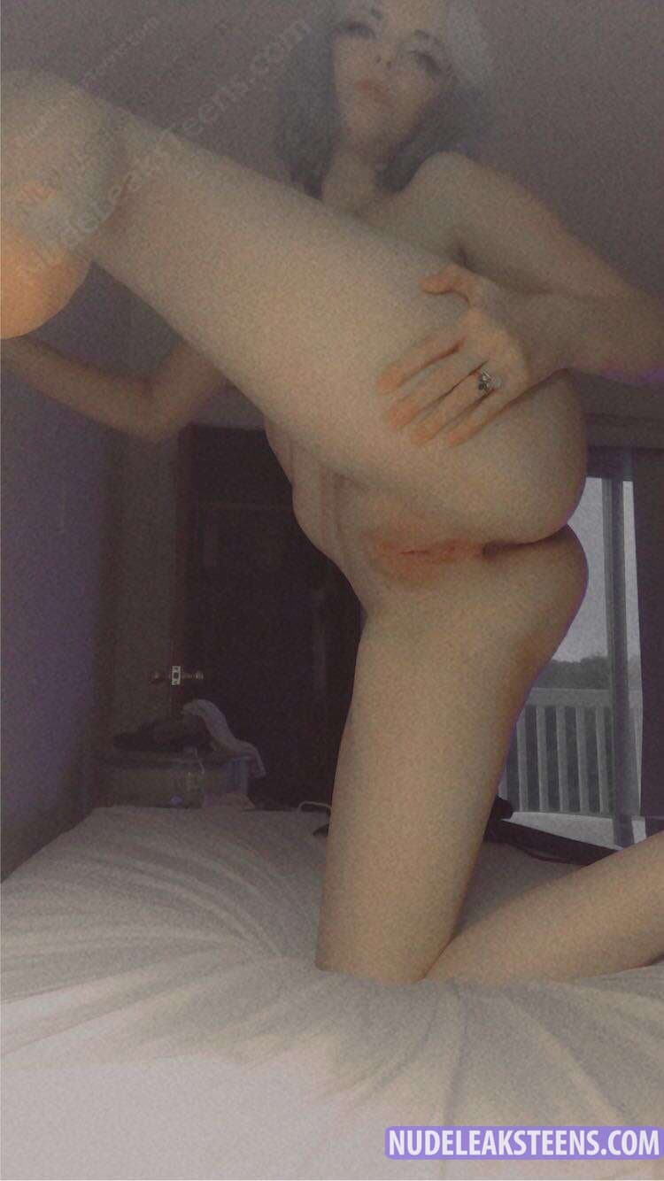 Click to view full size A horny teen spreads her pretty legs