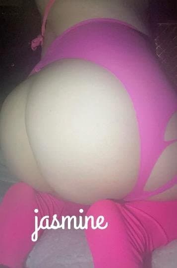 Click to view full size 22 year old Jasmine escort in Orange County ca