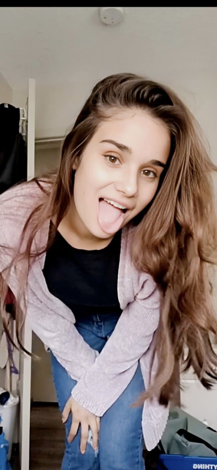 Click to view full size Please daddy use my mouth