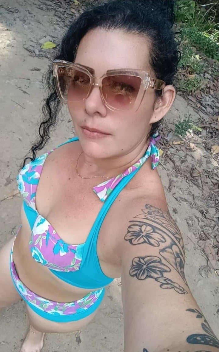 Click to view full size Esta puta me vende contenido exclusivo?maría