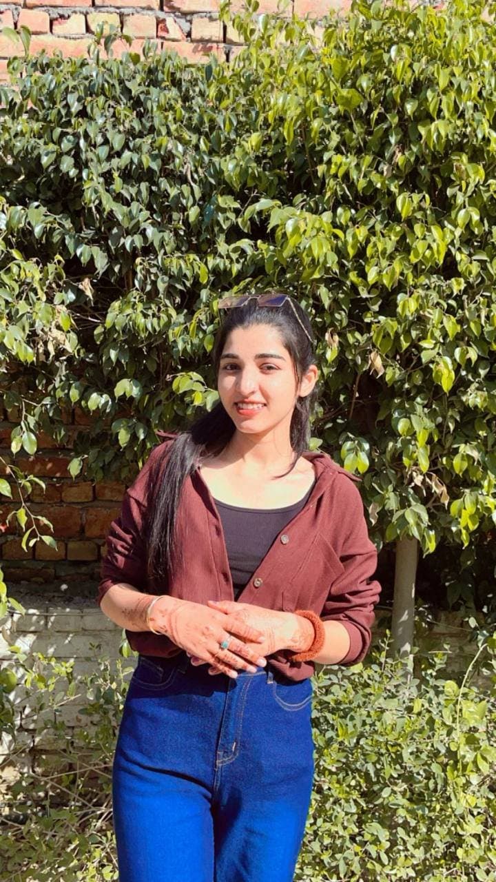 Click to view full size My gf ai videos and normal video who want to fuck her mouth