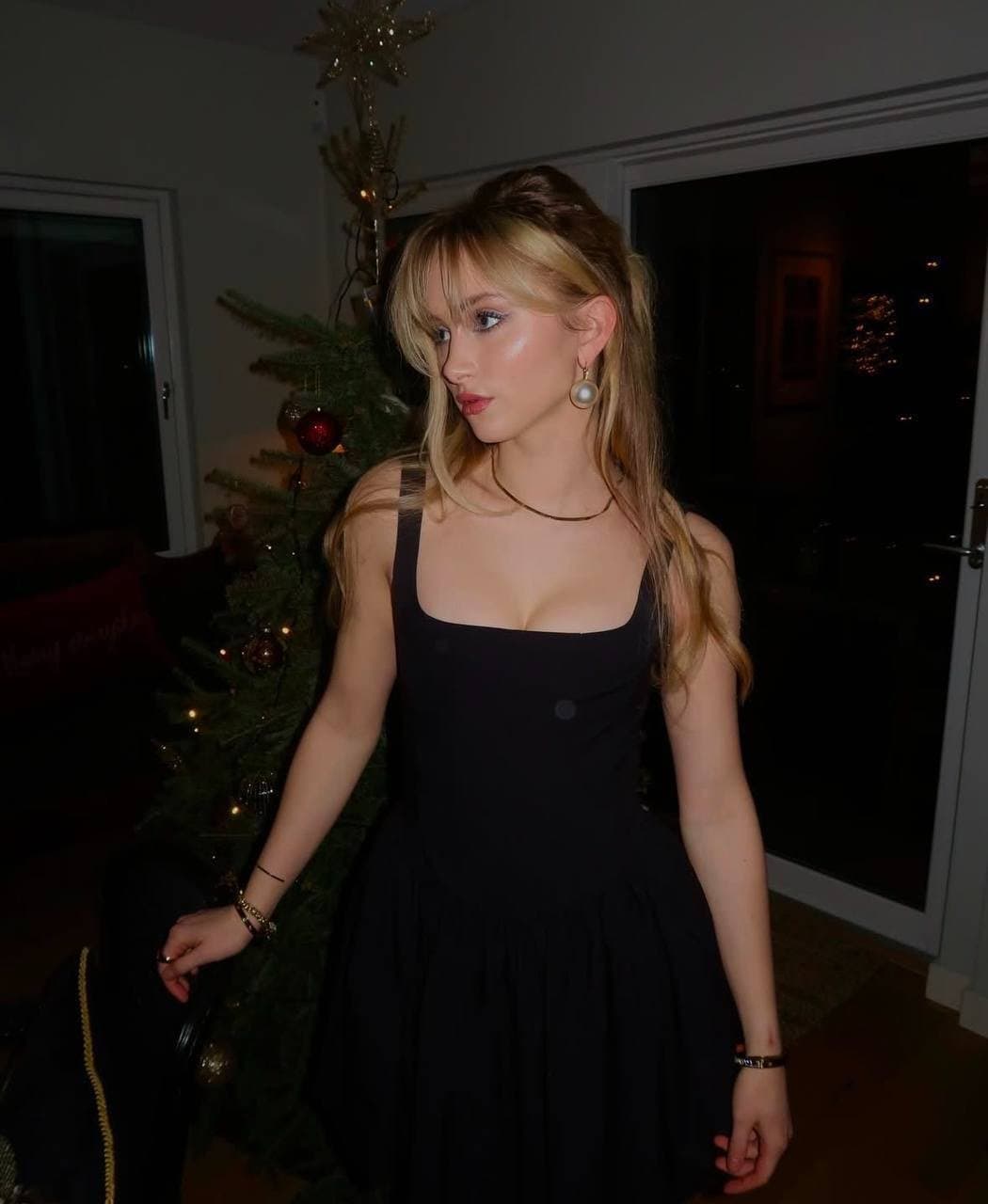 Click to view full size Sexy slut Tiril from Norway TikTok: cre4ture_