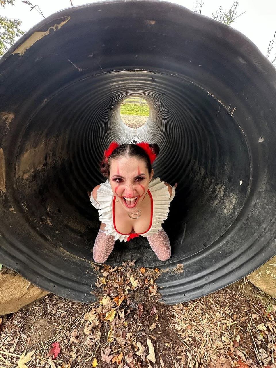 Click to view full size Halloween ? ? Sluts