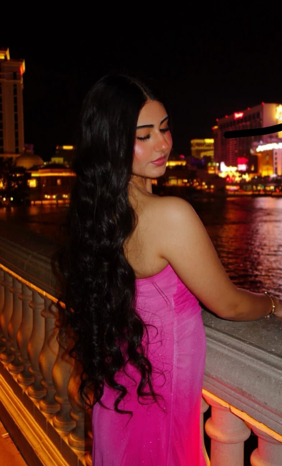 Click to view full size Hot IRL Pt:2. DMs open making snap group chat for everything!!