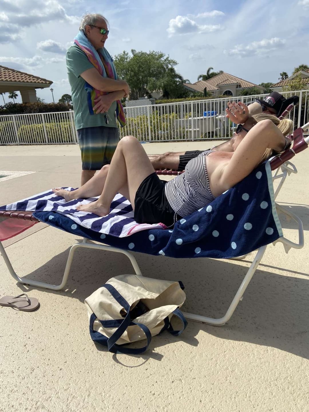 Click to view full size Kathy Bee (42 y/o cousin 34G Tits)