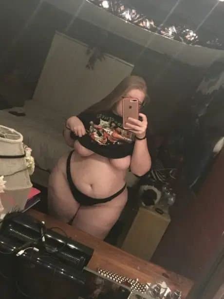 Click to view full size Mainly BBWs and a few pregnant clips enjoy