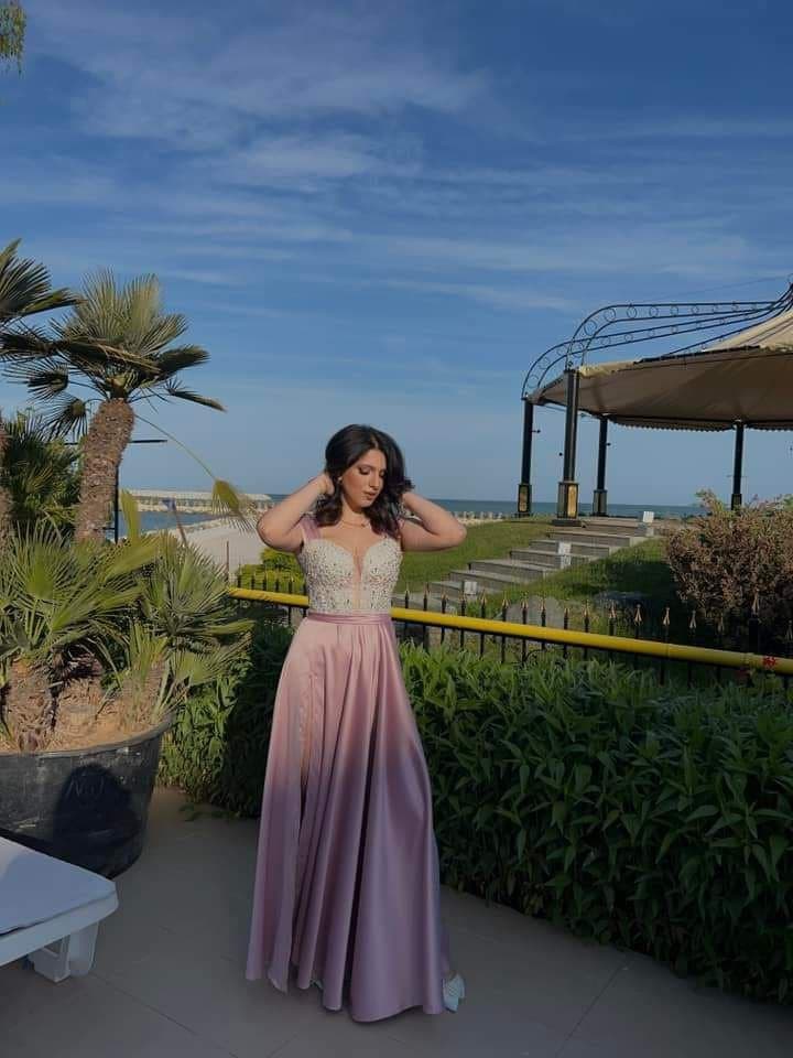 Click to view full size Future dumb whore