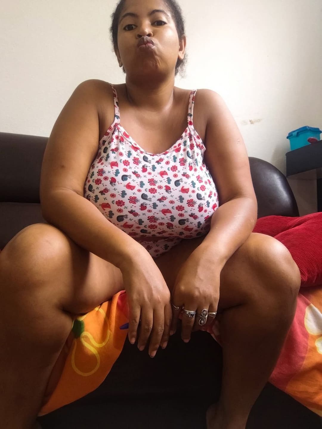 Click to view full size Gordinha tarada e safada