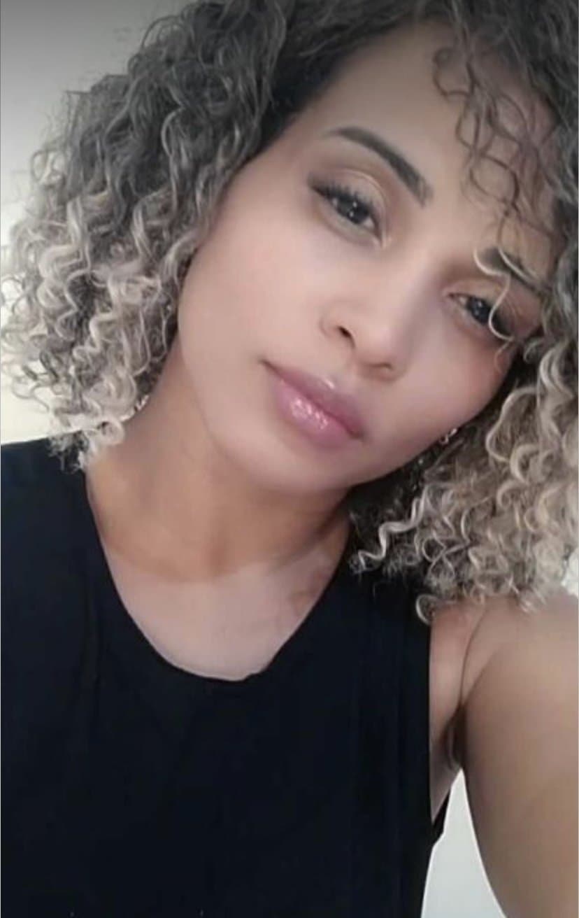 Click to view full size Facetime with Brazilian Lore??